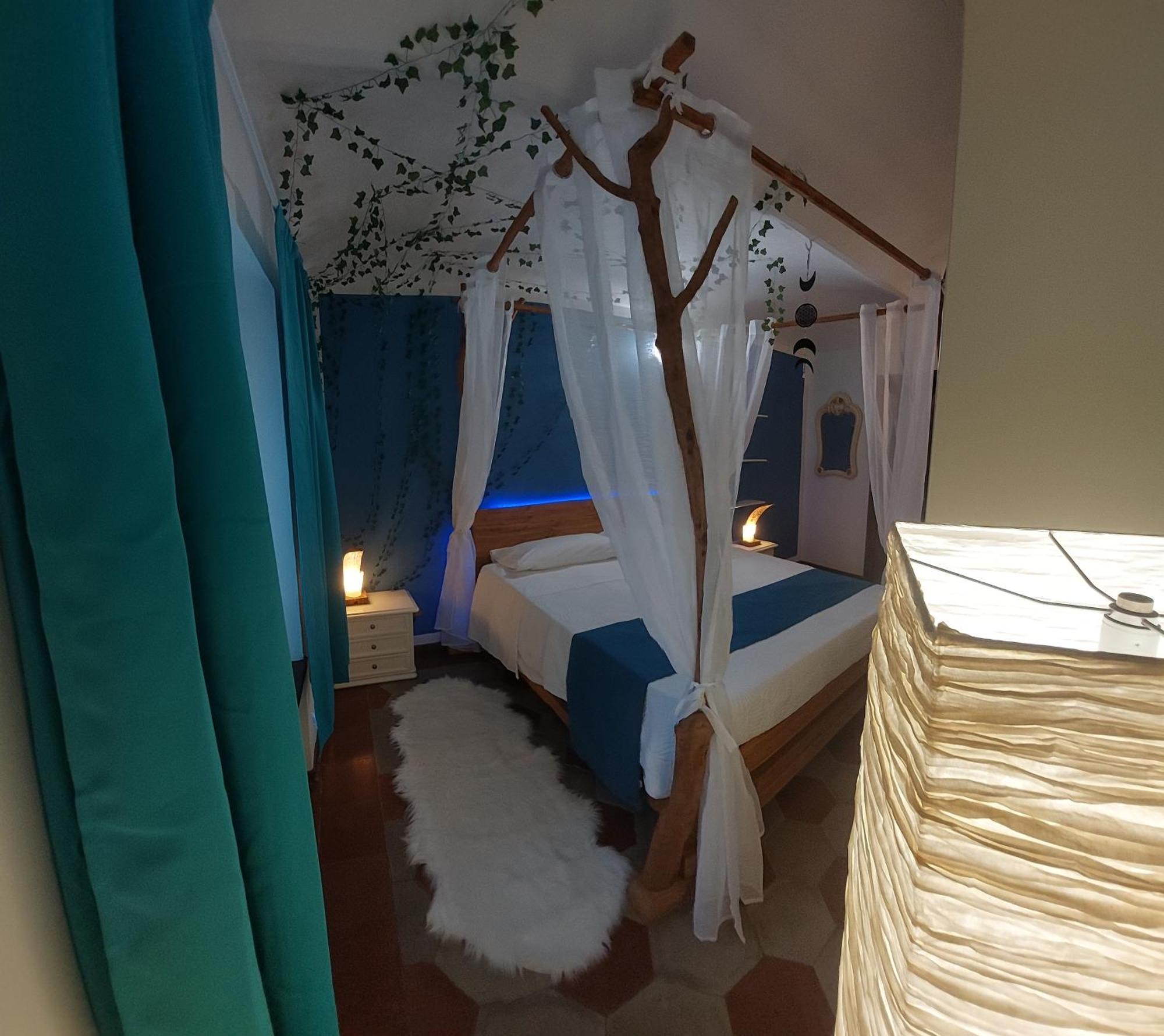 Fairy Castle Hotel Castelnuovo Don Bosco Exterior photo